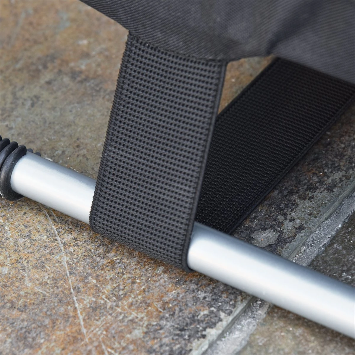 Outsunny Armario Cocina De Camping Plegable Con Paravientos 3 Estantes Bolsa De Almacenamiento Encimera 58X65x93 Cm Para Exterior Acampadas Picnics Tela Oxford Negro - Imagen 9