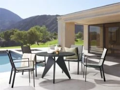 Conjunto De Comedor 4 Plazas De Metal Negro/gris/madera Clara OLMETTO/BUSSETO