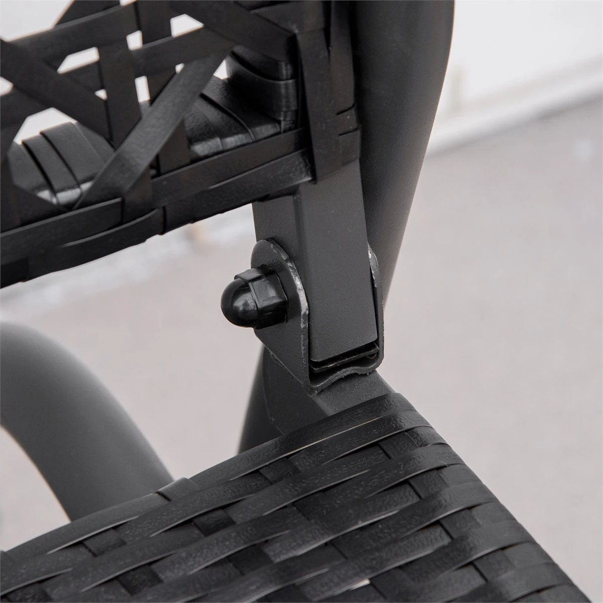 Outsunny Mecedora De Ratán De 2 Plazas Banco Balancín De Jardín Con Balanceo Ergonómico Y Marco De Metal Para Terraza Balcón Exterior Carga 220 Kg 120x70x84 Cm Negro - Imagen 7