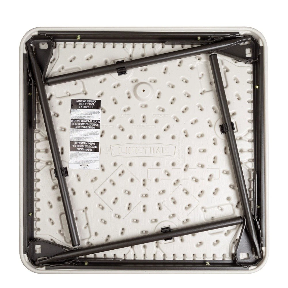 Mesa Baja Plegable Infantil Crema LIFETIME 61 X 61 X 53,5 Cm - Imagen 2